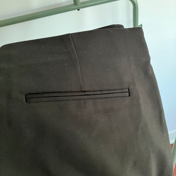 NWOT Black shorts with hidden zip - Picture 7 of 8